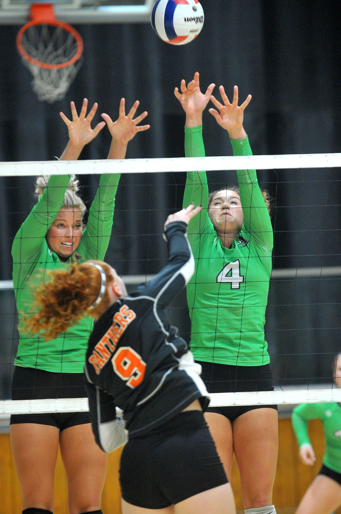United Township at Alleman volleyball